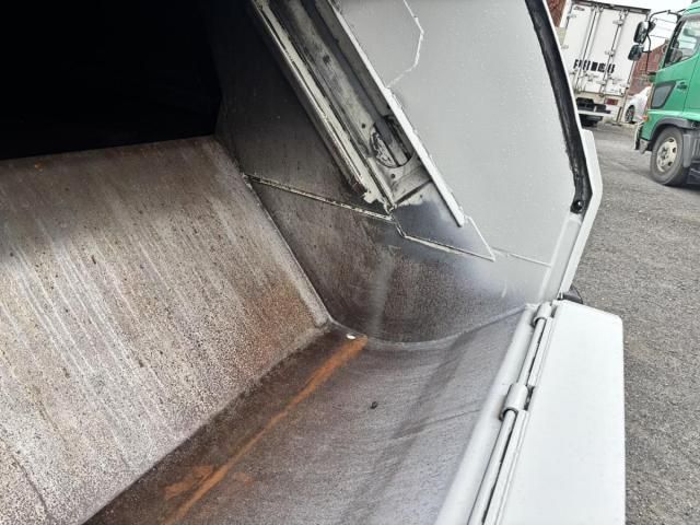 ISUZU ELF 2009 Image 31