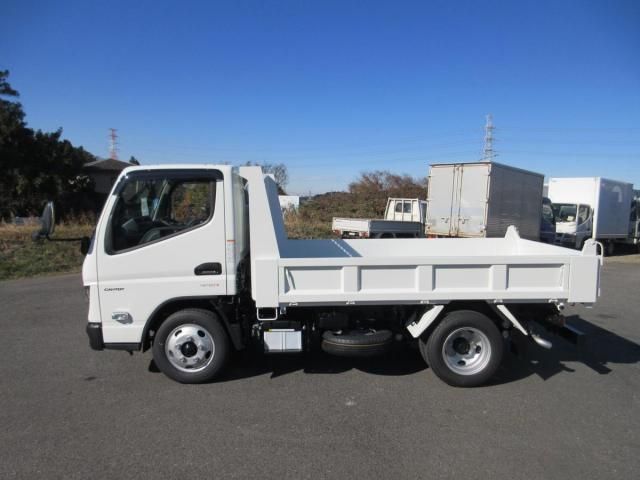 MITSUBISHI CANTER 2025 Image 31