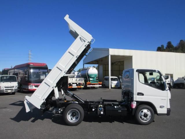 MITSUBISHI CANTER 2025 Image 31