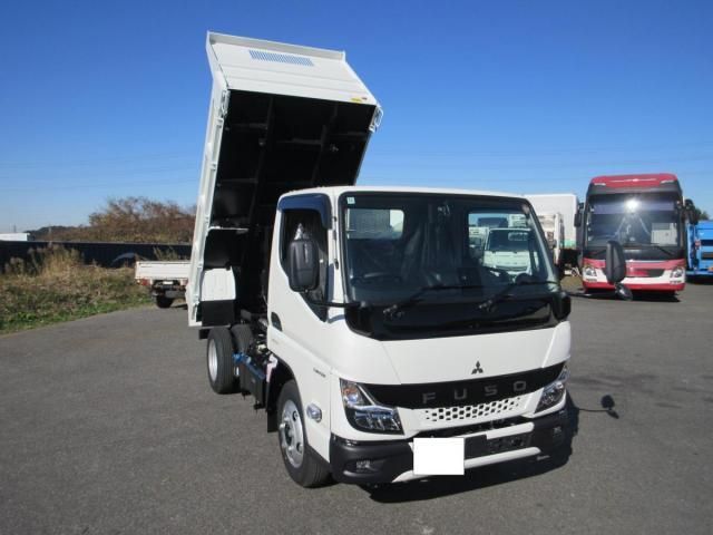 MITSUBISHI CANTER 2025 Image 31