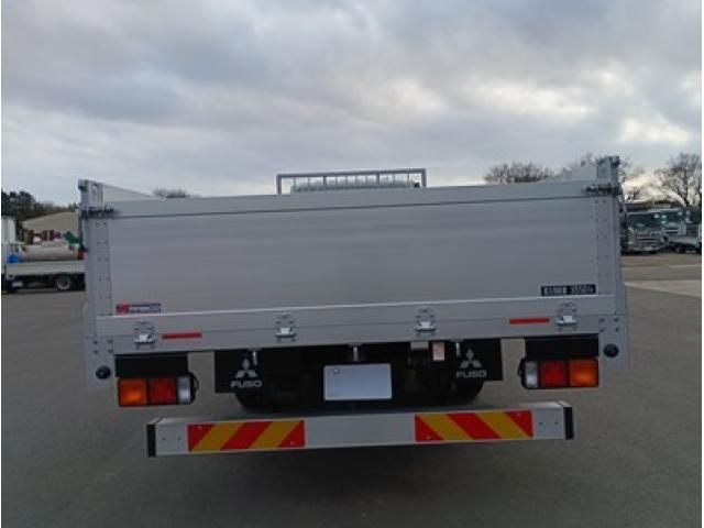 MITSUBISHI FUSOU FIGHTER 2025 Image 31