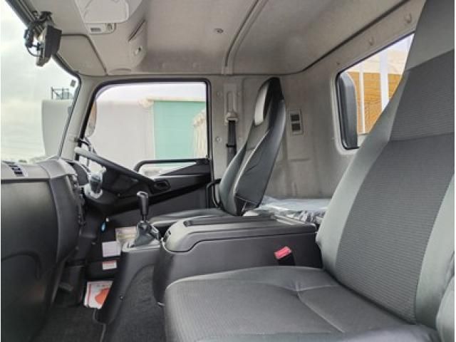 MITSUBISHI FUSOU FIGHTER 2025 Image 31