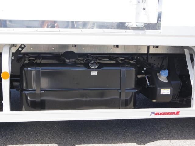 MITSUBISHI FUSOU FIGHTER 2025 Image 31