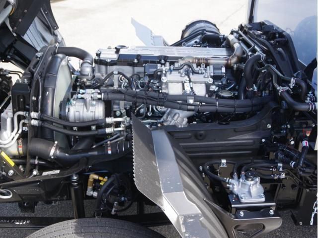 MITSUBISHI FUSOU FIGHTER 2025 Image 31