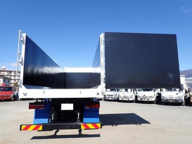 MITSUBISHI FUSOU SUPER GREAT 2025 Image 31