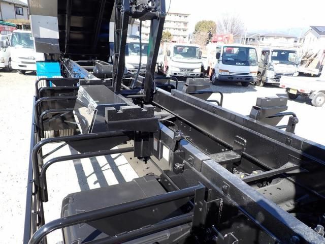 MITSUBISHI FUSOU SUPER GREAT 2025 Image 31