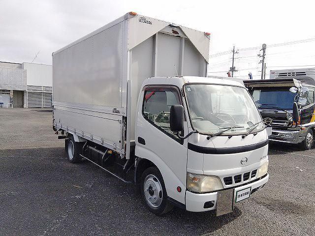 HINO DUTRO 2004 Image 31