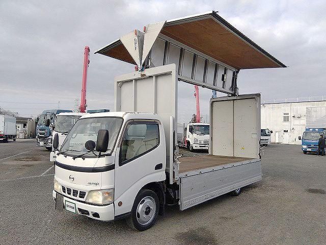 HINO DUTRO 2004 Image 31