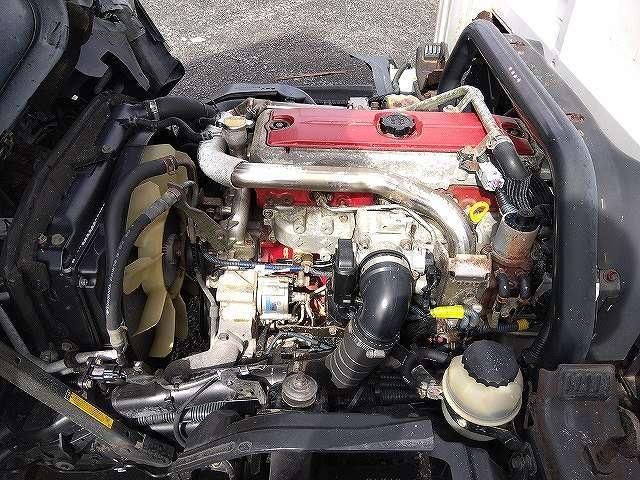 HINO DUTRO 2004 Image 31