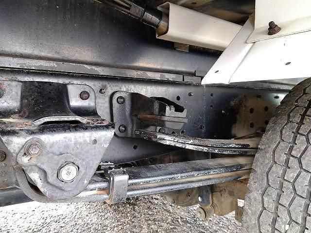 HINO DUTRO 2004 Image 31