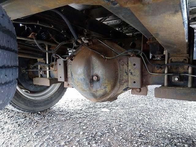 HINO DUTRO 2004 Image 31