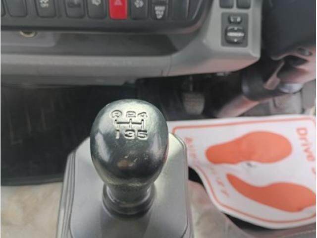 HINO DUTRO 2020 Image 31