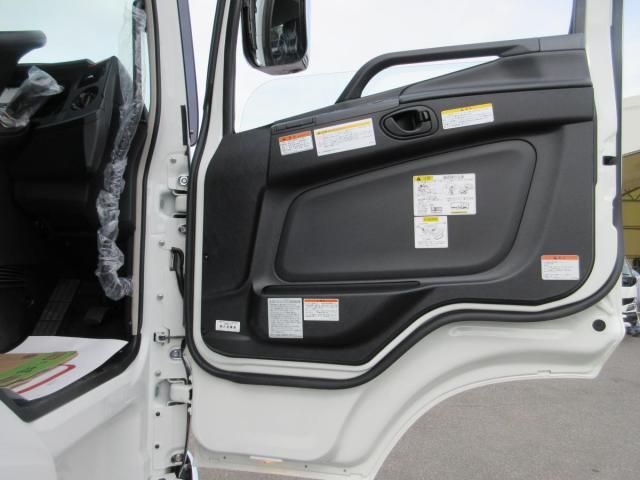 MITSUBISHI FUSOU SUPER GREAT 2025 Image 31