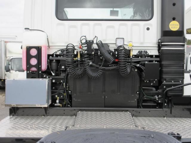 MITSUBISHI FUSOU SUPER GREAT 2025 Image 31