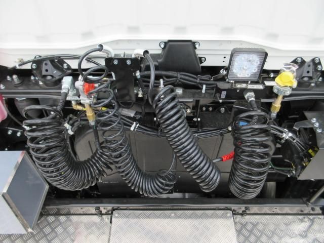 MITSUBISHI FUSOU SUPER GREAT 2025 Image 31