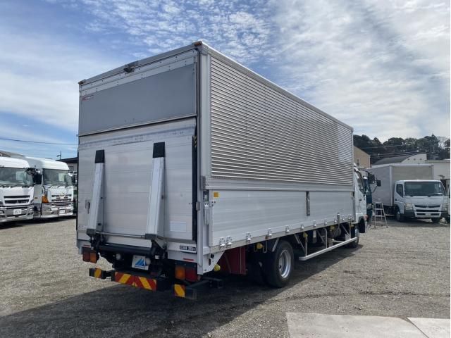 MITSUBISHI FUSOU FIGHTER 2017 Image 31