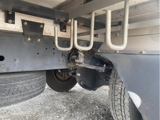 MITSUBISHI FUSOU FIGHTER 2017 Image 31