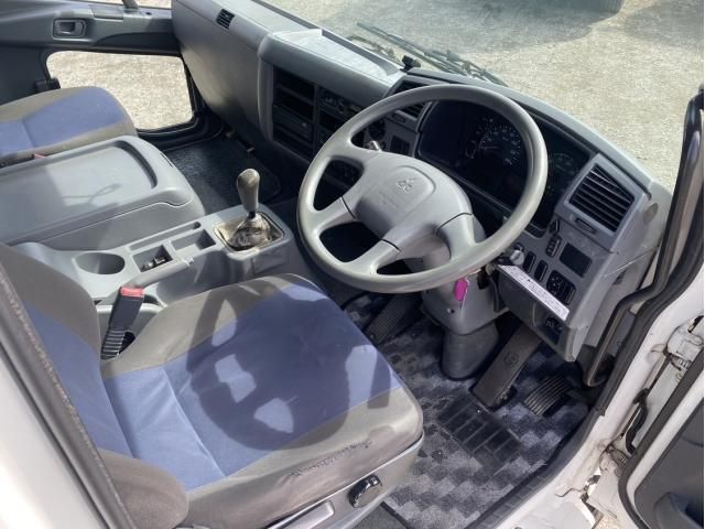 MITSUBISHI FUSOU FIGHTER 2017 Image 31