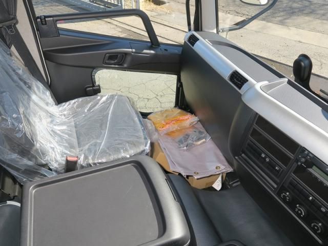 MITSUBISHI FUSOU FIGHTER 2025 Image 31