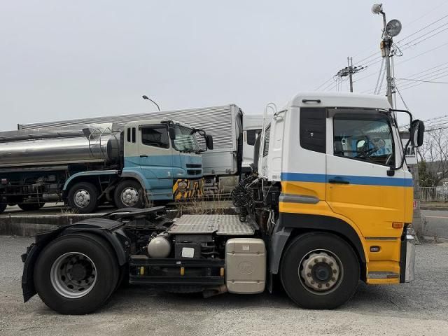 NISSAN DIESEL QUON 2017 Image 31