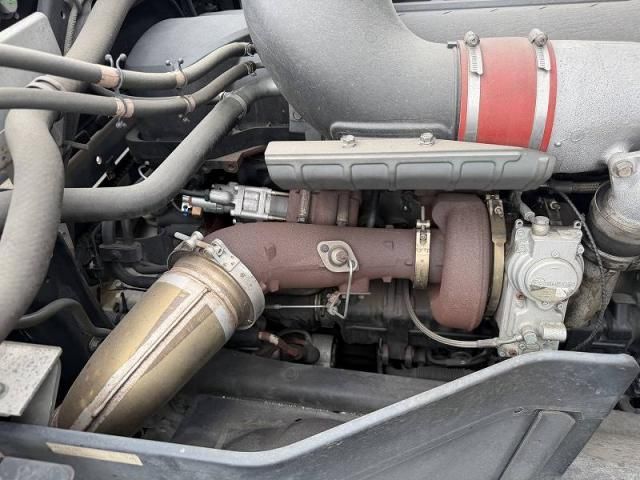 NISSAN DIESEL QUON 2017 Image 31