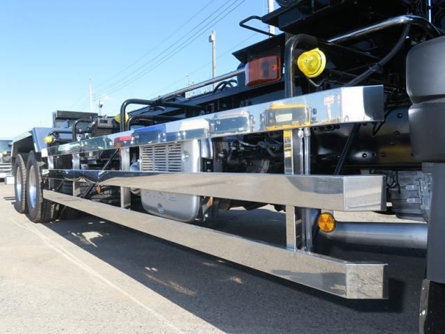 HINO PROFIA 2025 Image 31