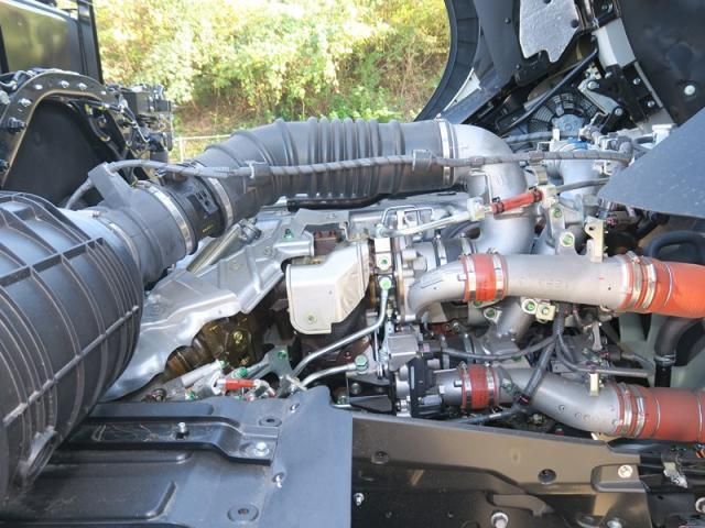 HINO PROFIA 2025 Image 31