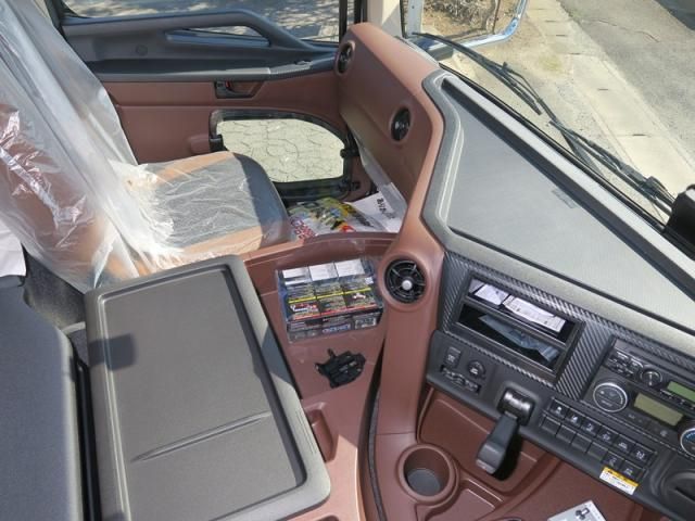 HINO PROFIA 2025 Image 31