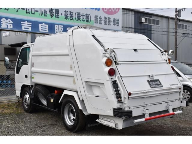 ISUZU ELF 2003 Image 31