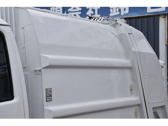 ISUZU ELF 2003 Image 31