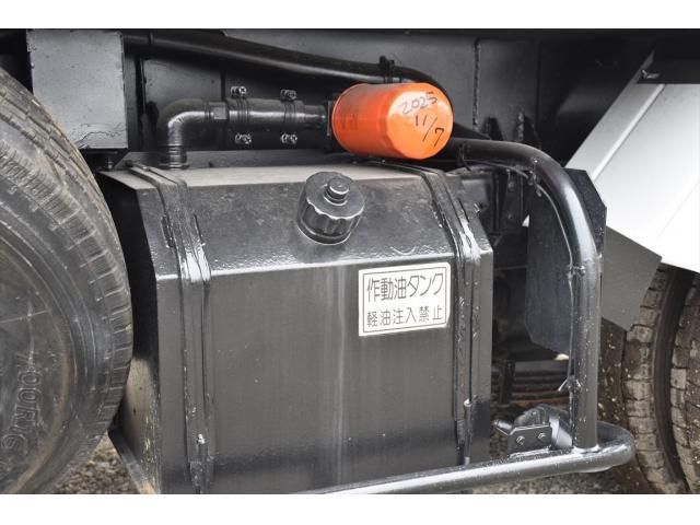 ISUZU ELF 2003 Image 31