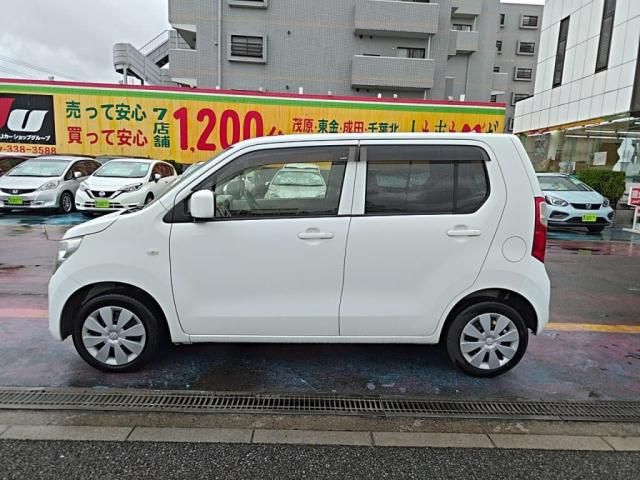 SUZUKI WAGON R 2015 Image 31