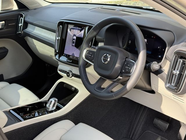 VOLVO XC40 2023 Image 31