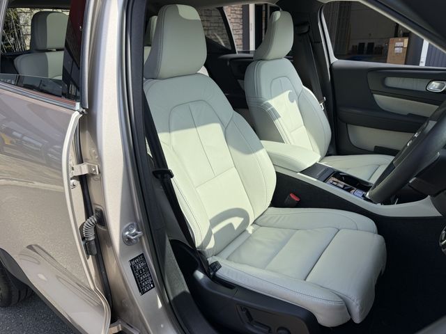 VOLVO XC40 2023 Image 31