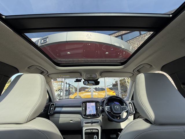 VOLVO XC40 2023 Image 31