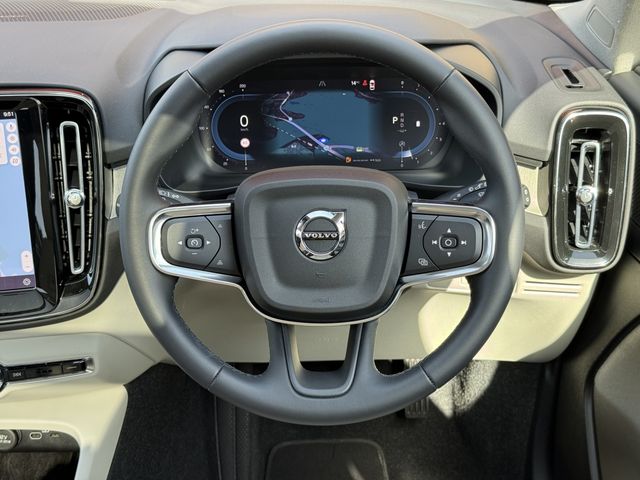 VOLVO XC40 2023 Image 31