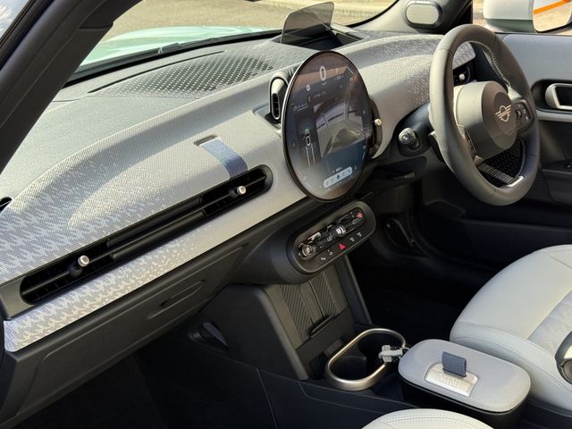 BMW MINI COOPER 2024 Image 31