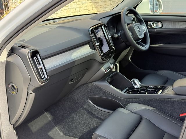 VOLVO XC40 2024 Image 31