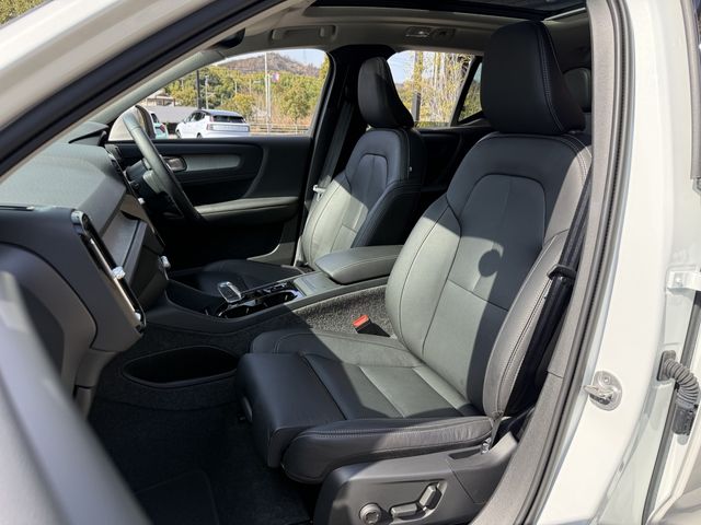 VOLVO XC40 2024 Image 31