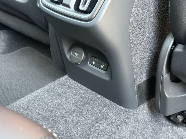 VOLVO XC40 2024 Image 31