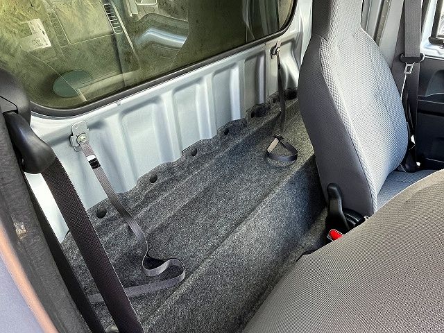 DAIHATSU HIJET TRUCK 4WD 2016 Image 31