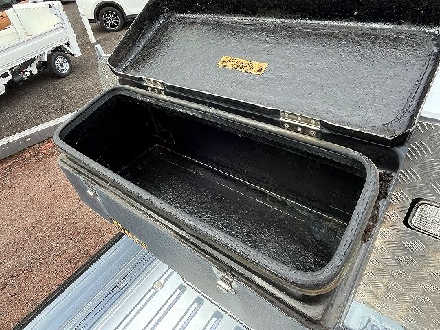 DAIHATSU HIJET TRUCK 4WD 2016 Image 31