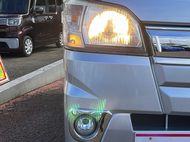 DAIHATSU HIJET TRUCK 4WD 2016 Image 31