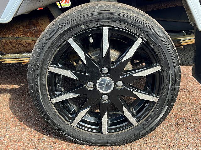 DAIHATSU HIJET TRUCK 4WD 2016 Image 31