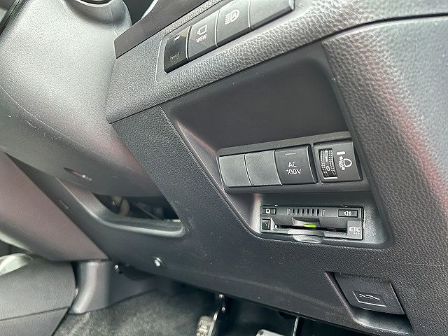 TOYOTA AQUA 2023 Image 31