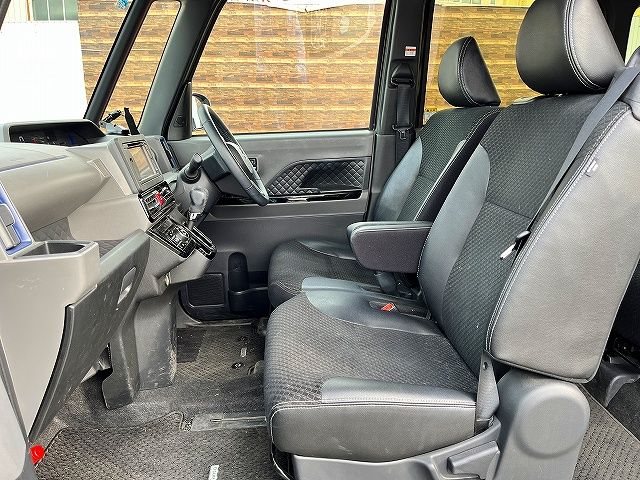 DAIHATSU TANTO CUSTOM 2019 Image 31