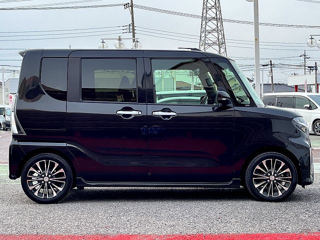 DAIHATSU TANTO CUSTOM 2019 Image 31
