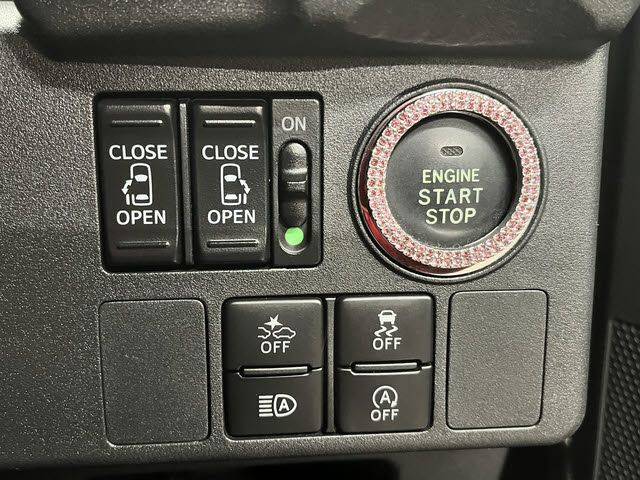 DAIHATSU WAKE 2018 Image 31