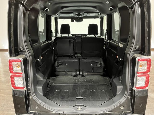 DAIHATSU WAKE 2018 Image 31