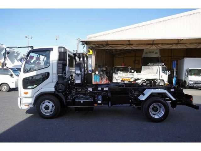 MITSUBISHI FUSOU FIGHTER 2024 Image 31